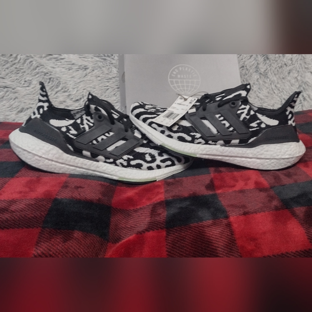 Ultraboost 22   Size 10